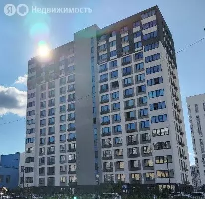 2-комнатная квартира: Тюмень, Интернациональная улица, 199А (63.1 м) - Фото 1