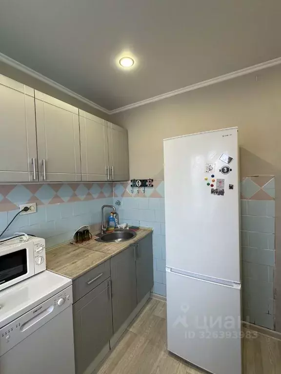 3-к кв. Тюменская область, Тюмень Рижская ул., 64 (64.0 м) - Фото 1