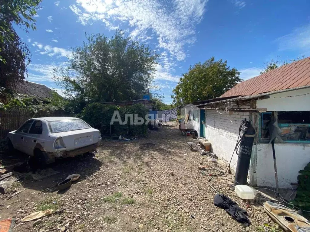 Дом в Краснодарский край, Усть-Лабинский район, Братское с/пос, ... - Фото 1