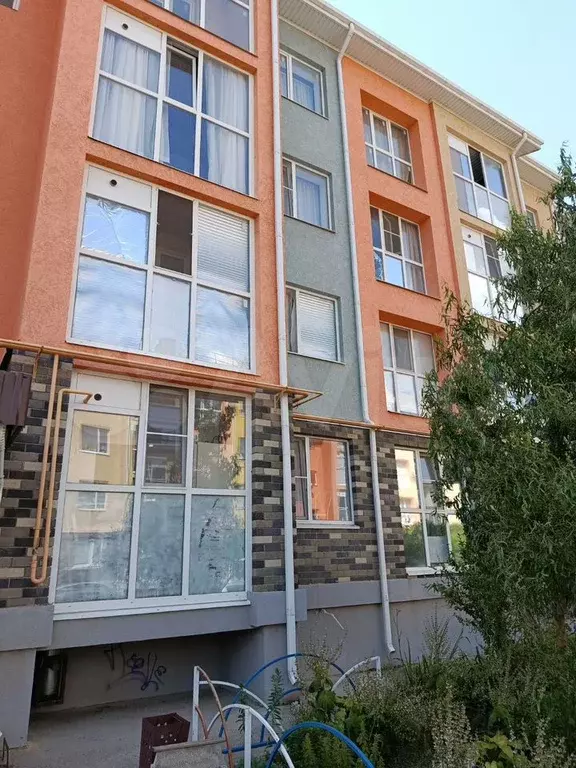 2-к. квартира, 49 м, 2/4 эт. - Фото 0