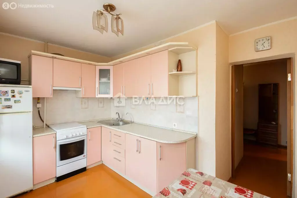 3-комнатная квартира: Владимир, Почаевская улица, 10А (74.2 м) - Фото 2