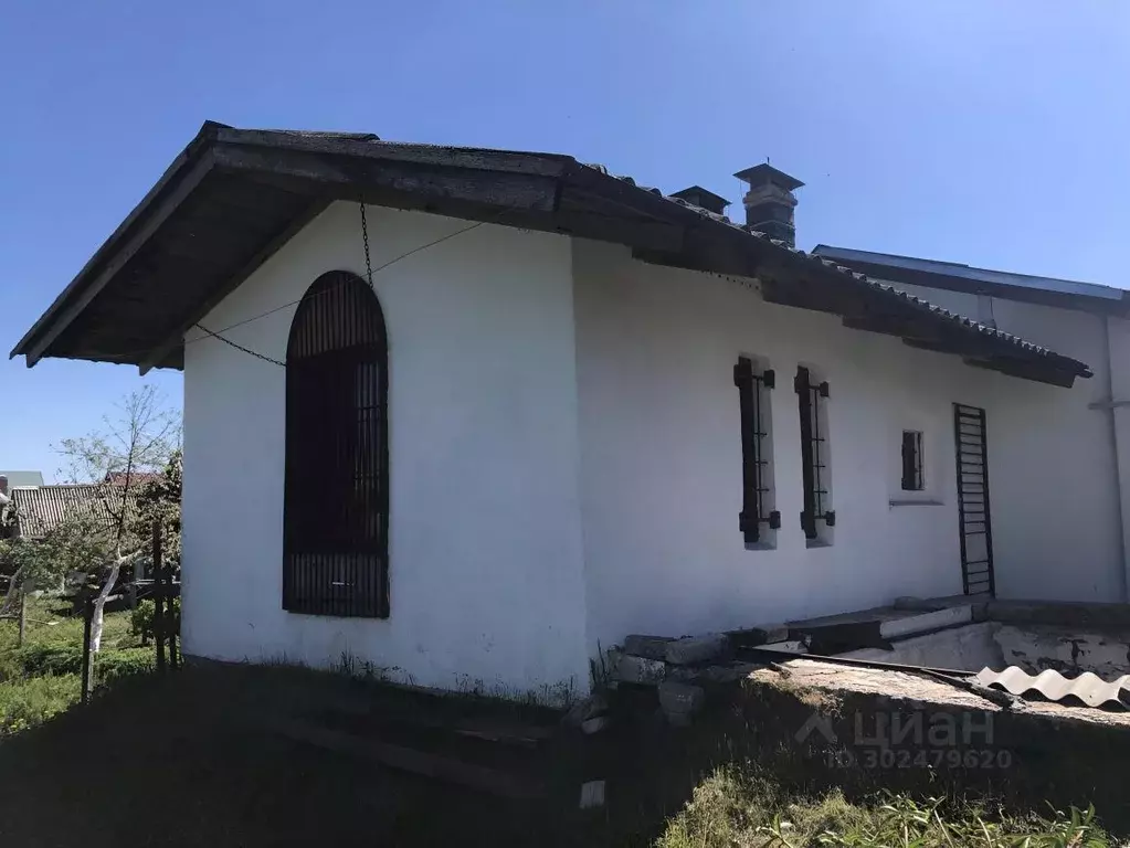 Дом в Новгородская область, Новгородский район, Савинское с/пос, д. ... - Фото 1