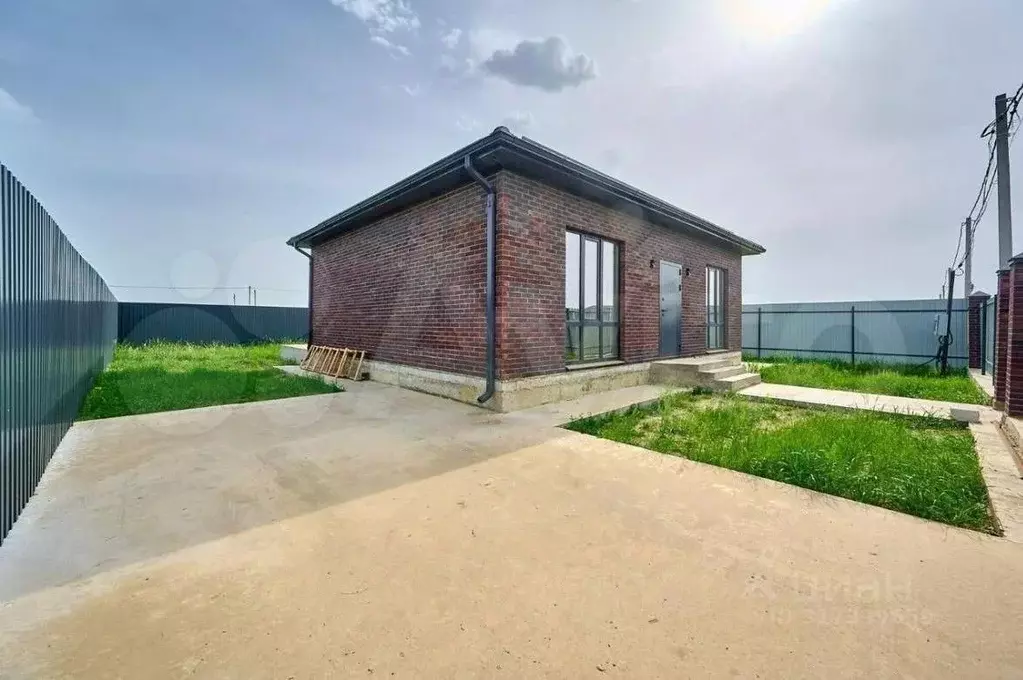 Дом в Краснодарский край, Краснодар Копанской хут., ул. Брусничная (91 ... - Фото 1