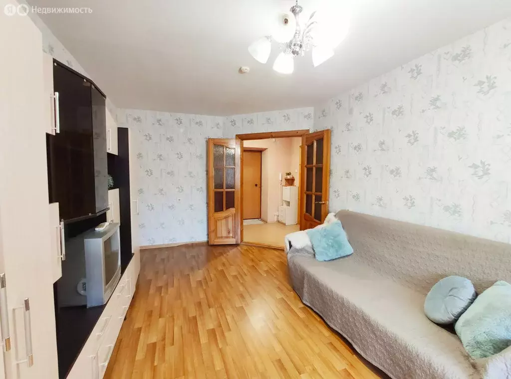 1-комнатная квартира: Киров, улица Риммы Юровской, 9 (42 м) - Фото 1