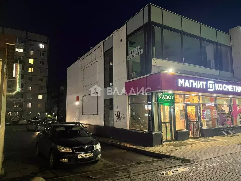 Помещение свободного назначения в Карелия, Петрозаводск бул. ... - Фото 1