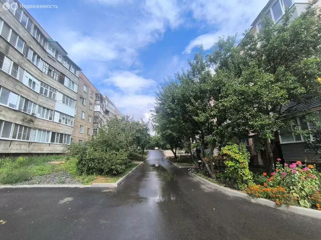 3-комнатная квартира: Бирюч, Красная улица, 9 (70.8 м) - Фото 2