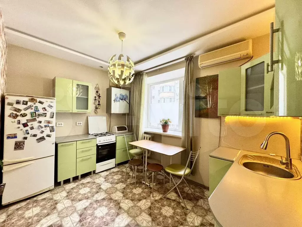1-к. квартира, 36 м, 5/10 эт. - Фото 0