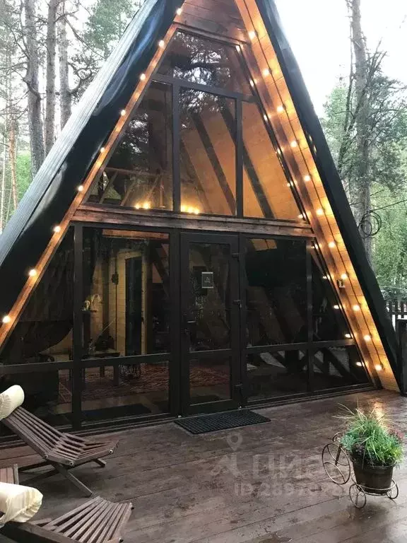 Дом в Кабардино-Балкария, Эльбрусский район, с. Терскол ул. ... - Фото 1