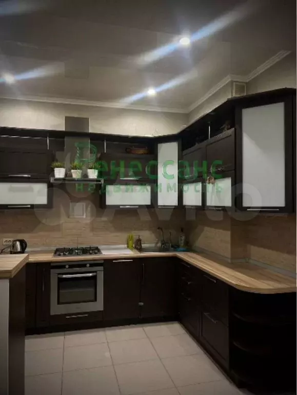 3-к. квартира, 100 м, 1/10 эт. - Фото 1