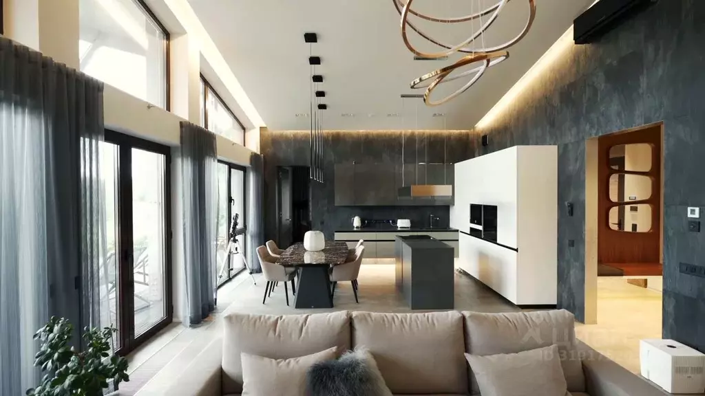 Дом в Краснодарский край, Сочи Сириус пгт, ул. Фигурная (210 м) - Фото 1