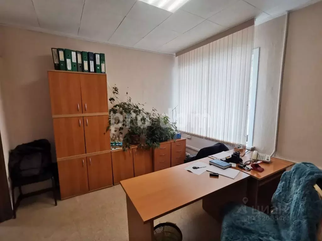 Офис в Сахалинская область, Южно-Сахалинск Коммунистический просп, 74 . - Фото 1