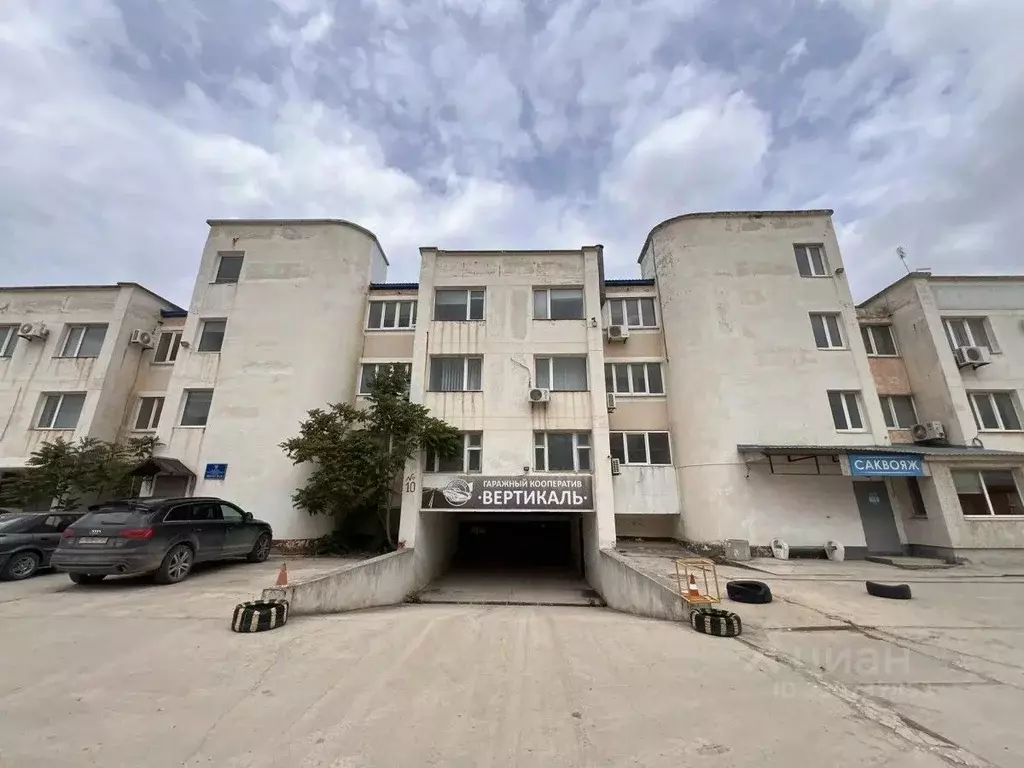 Гараж в Крым, Евпатория ул. Чапаева, 10 (18 м) - Фото 1