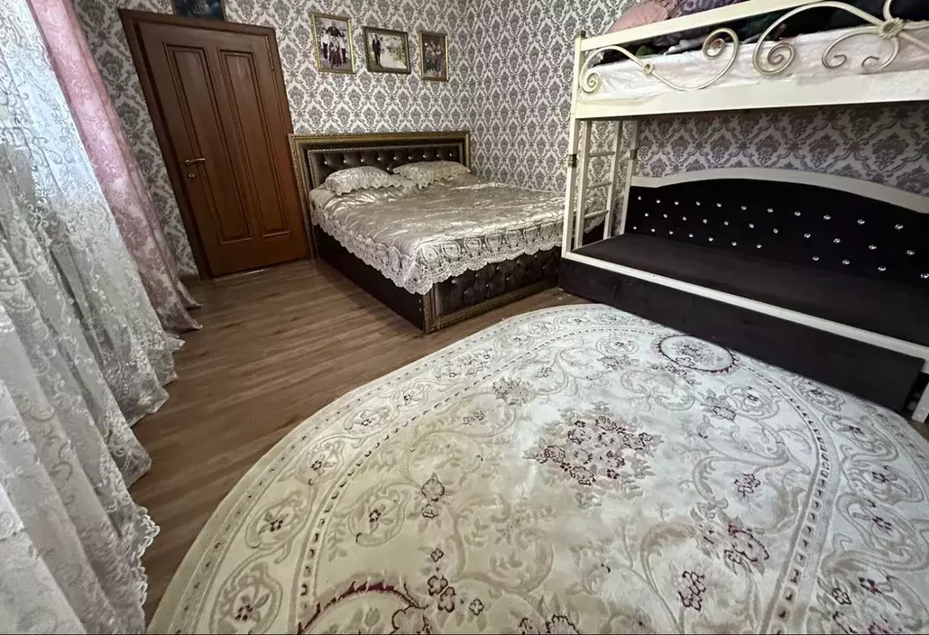 Дом в Дагестан, Махачкала туп. 11-й Талгинский, 7 (200 м) - Фото 1