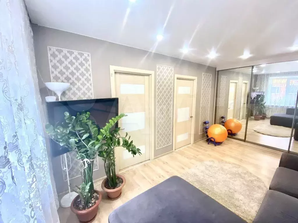 4-к. квартира, 64 м, 2/5 эт. - Фото 1