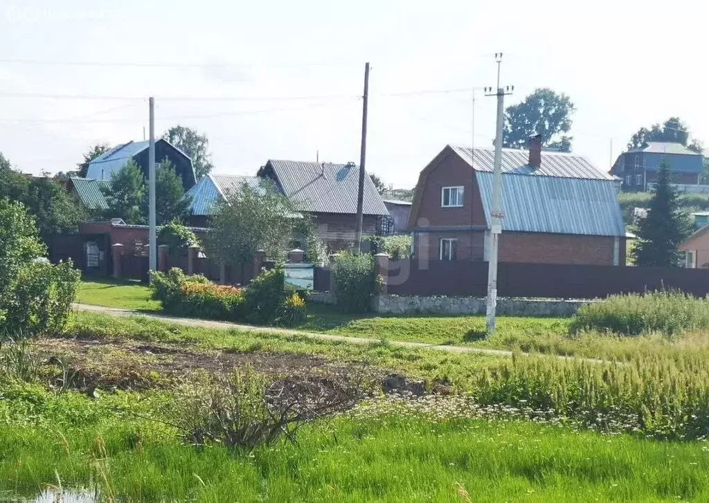 Участок в село Барлак, Центральная улица (9.65 м) - Фото 1