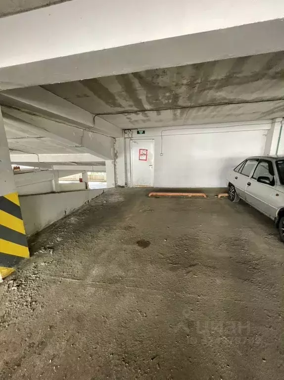 Гараж в Москва Беловежская ул., 12 (18 м) - Фото 1