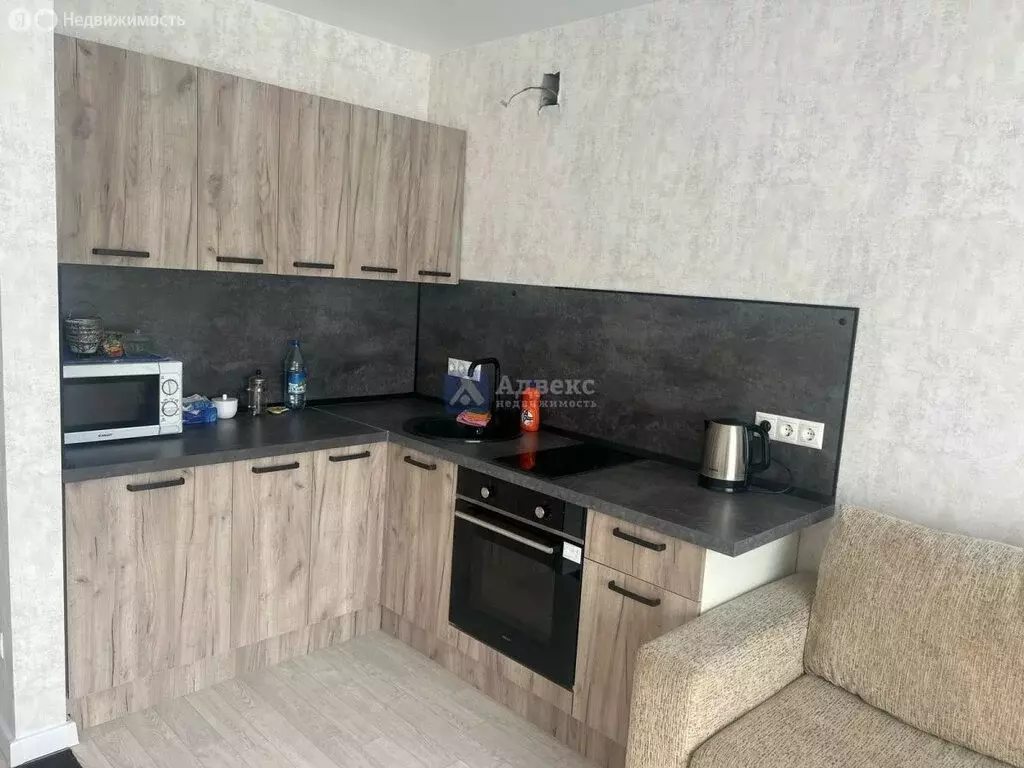Квартира-студия: Тюмень, улица Николая Ростовцева, 24 (27.8 м) - Фото 0