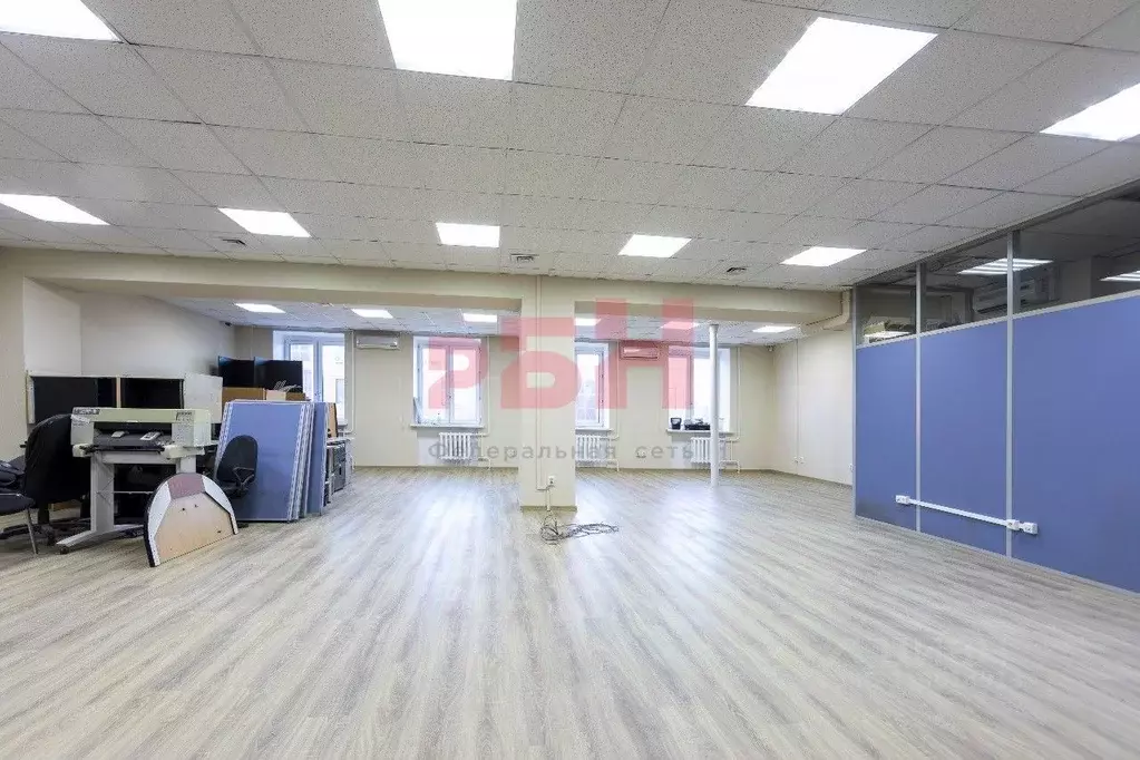 Офис в Тюменская область, Тюмень ул. Володарского, 14 (245 м) - Фото 1