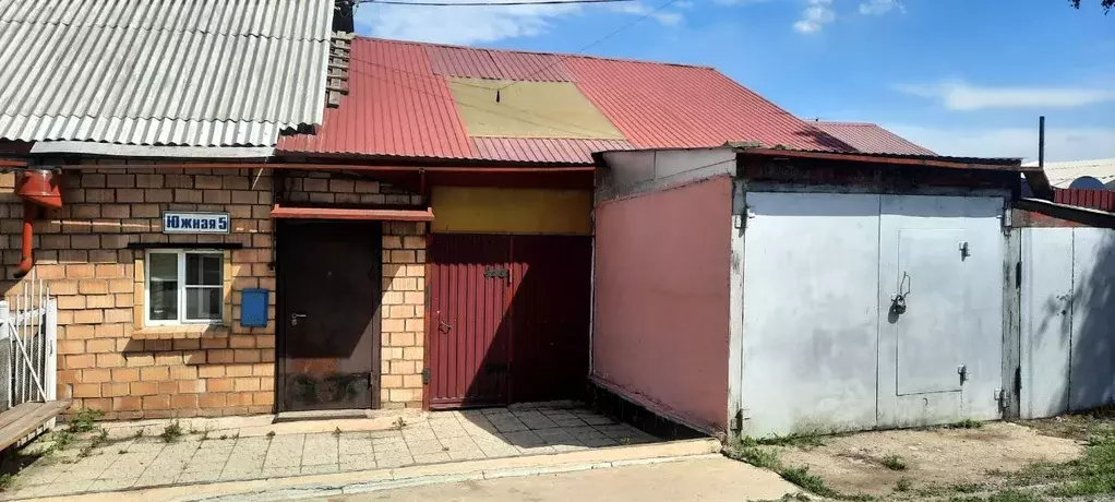Дом в Челябинская область, Магнитогорск Южная ул., 5 (136 м) - Фото 1