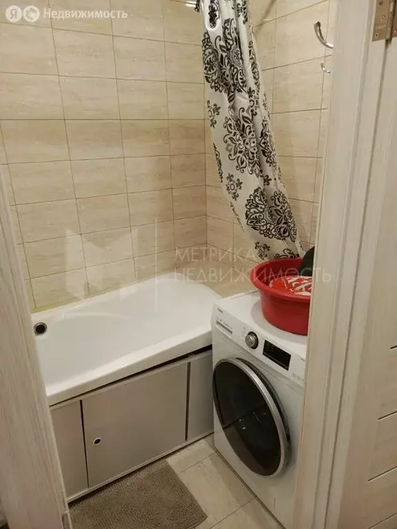 1-комнатная квартира: Тюмень, улица Фармана Салманова, 6 (49.9 м) - Фото 1