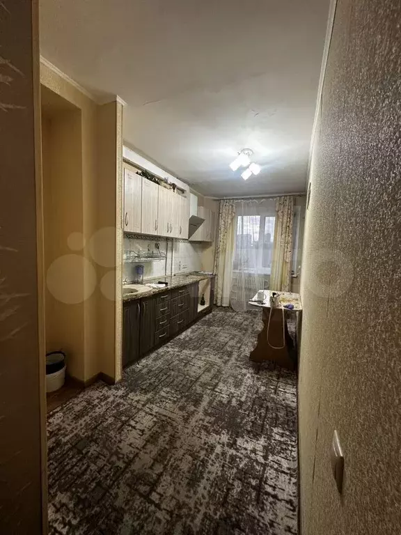3-к. квартира, 70 м, 3/9 эт. - Фото 0