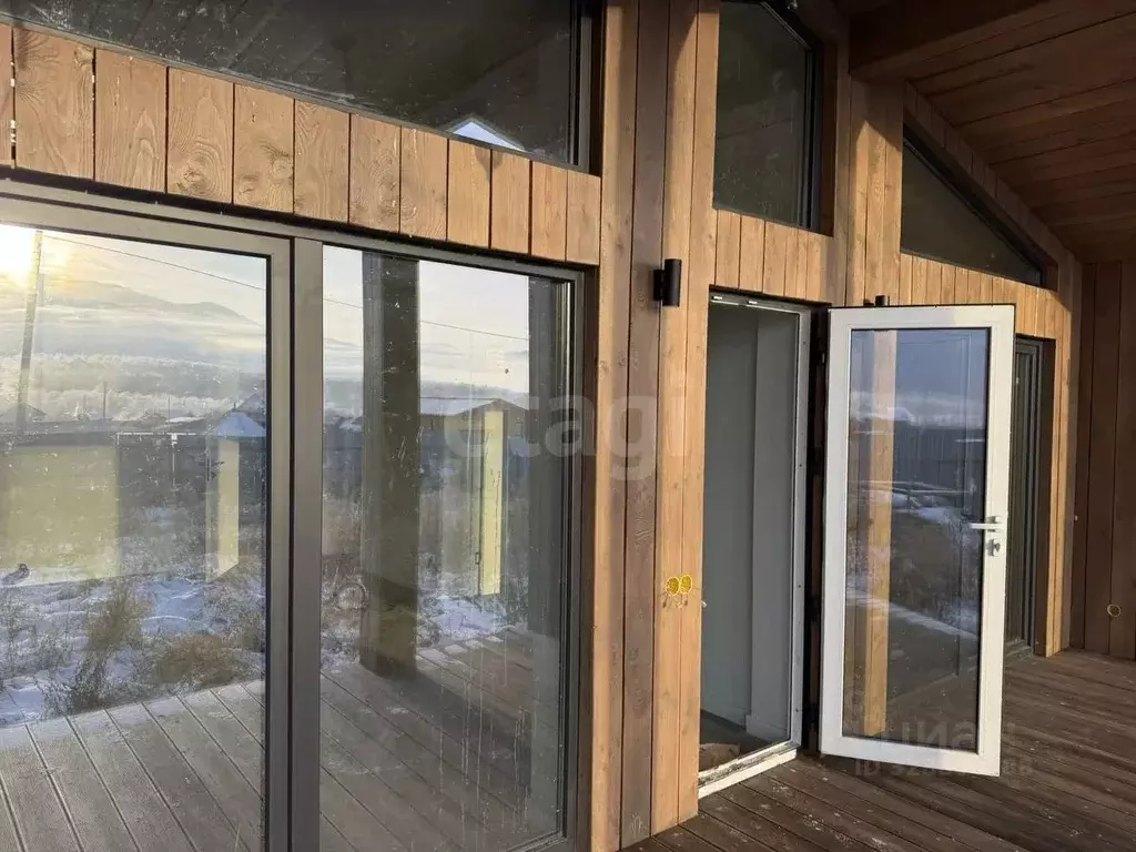 Дом в Алтай, Усть-Коксинский район, с. Тюнгур ул. Полевая, 38 (63 м) - Фото 2