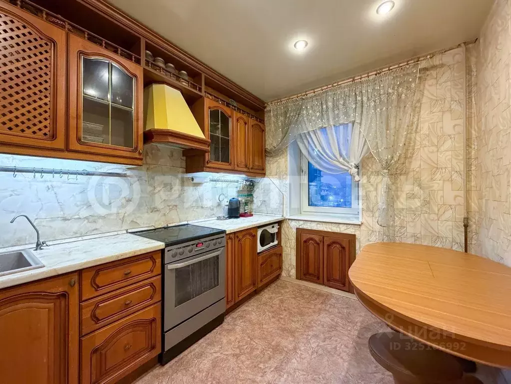 2-к кв. Мурманская область, Мурманск просп. Кирова, 23к2 (49.1 м) - Фото 1