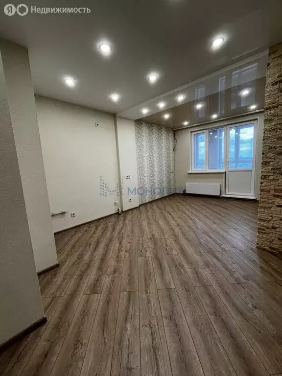 2-комнатная квартира: Нижний Новгород, улица Коминтерна, 99 (67.5 м) - Фото 0