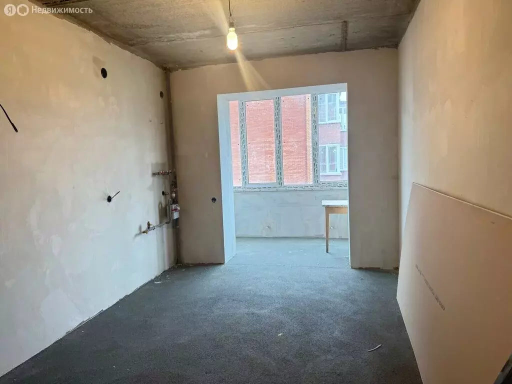 1-комнатная квартира: Владикавказ, улица Хадарцева, 41 (50 м) - Фото 1