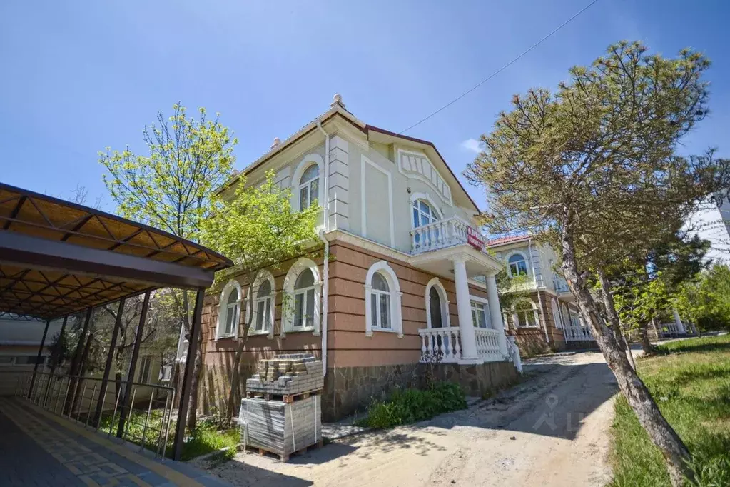 Дом в Севастополь с. Орловка, ш. Качинское, 35/23 (170 м) - Фото 1