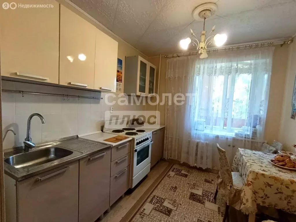 2-комнатная квартира: Глазов, Чепецкая улица, 9А (48.9 м) - Фото 1