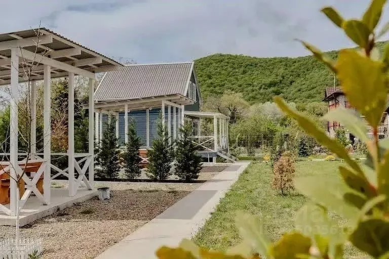 Дом в Краснодарский край, Геленджик городской округ, с. Береговое  (84 ... - Фото 1