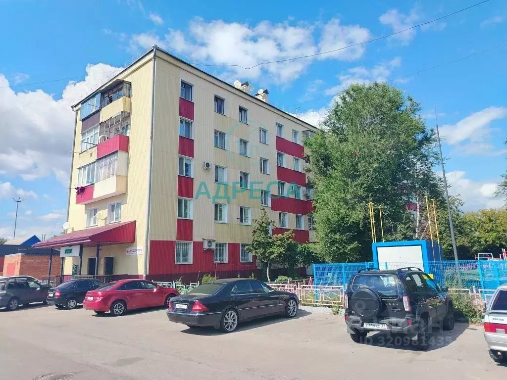 3-к кв. Белгородская область, Новый Оскол ул. Кирова, 3 (58.0 м) - Фото 0
