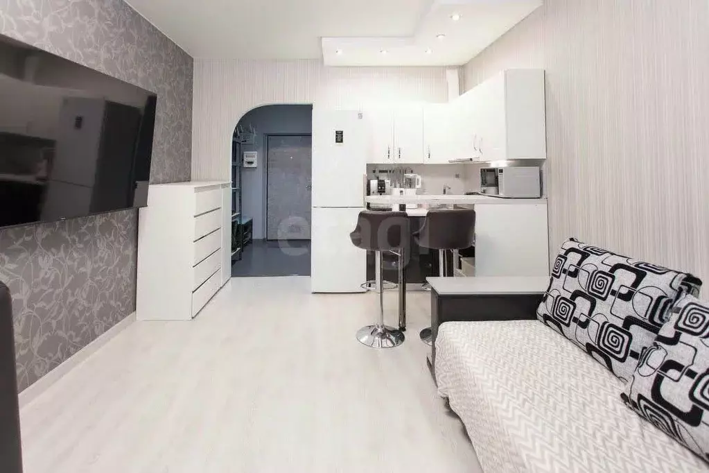 Студия Ханты-Мансийский АО, Сургут Пролетарский просп., 39 (23.9 м) - Фото 1