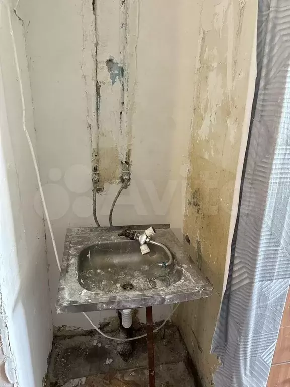 Комната 14,1 м в 5-к., 5/5 эт. - Фото 1