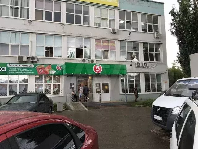 Торгово-офисный центр - Фото 0