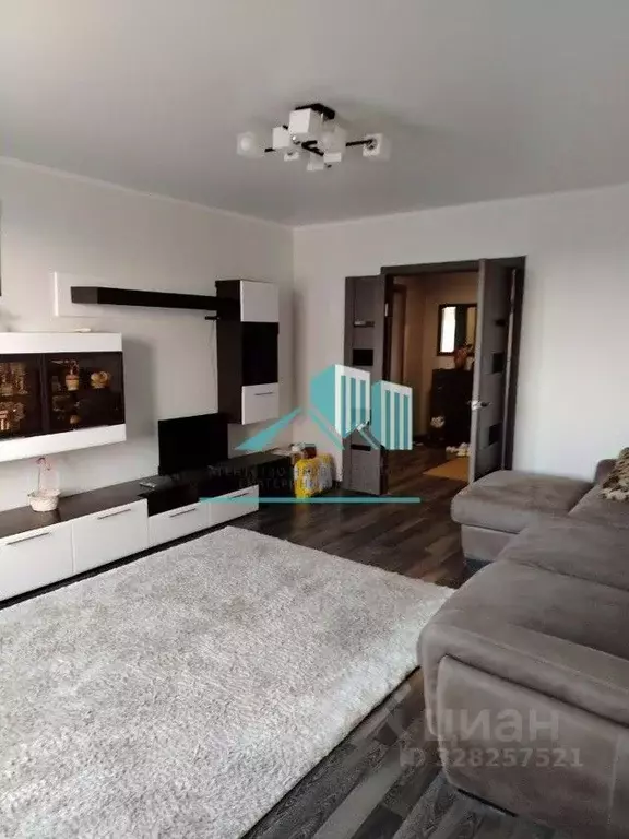 2-к кв. Калужская область, Калуга Хрустальная ул., 44к6 (62.0 м) - Фото 1