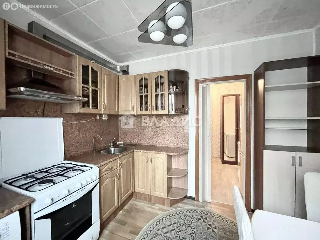 3-комнатная квартира: Белгород, улица Есенина, 36 (69 м) - Фото 2