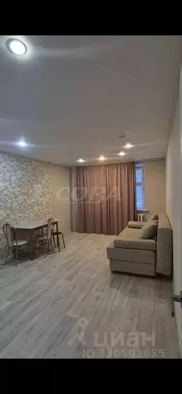 3-к кв. Тюменская область, Тюмень ул. Николая Семенова, 33 (95.0 м) - Фото 1