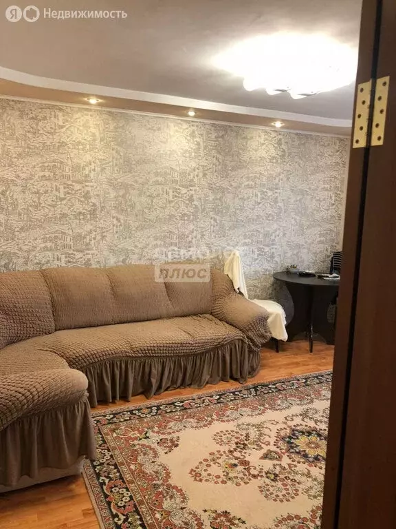 4-комнатная квартира: Белорецк, улица Крупской, 53 (84.3 м) - Фото 0