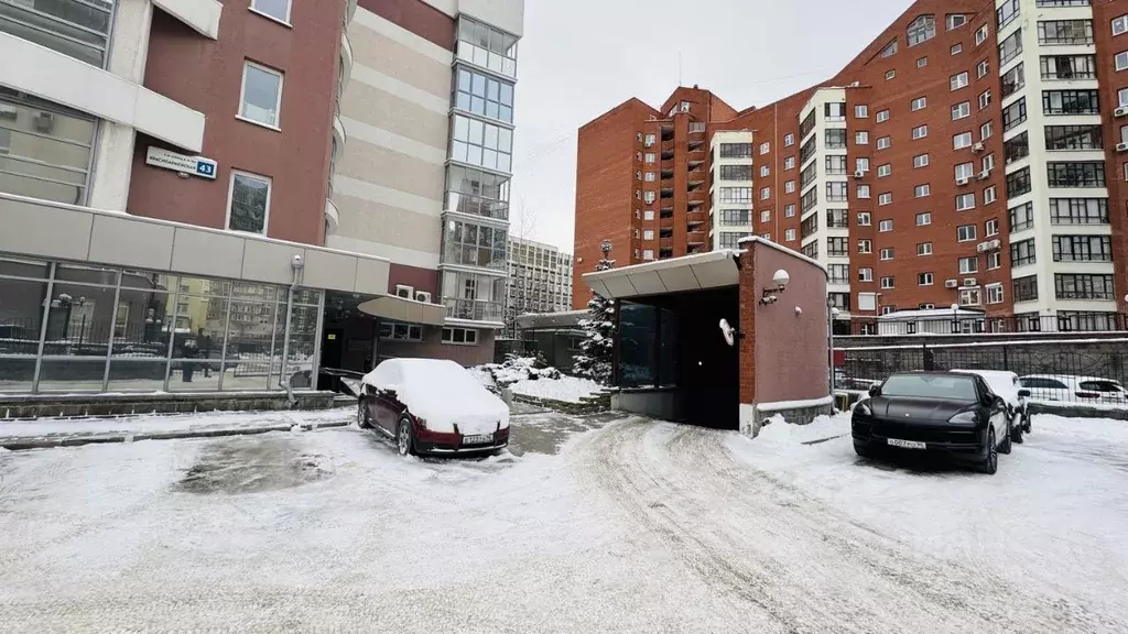 Гараж в Свердловская область, Екатеринбург ул. Красноармейская, 43 (19 ... - Фото 2