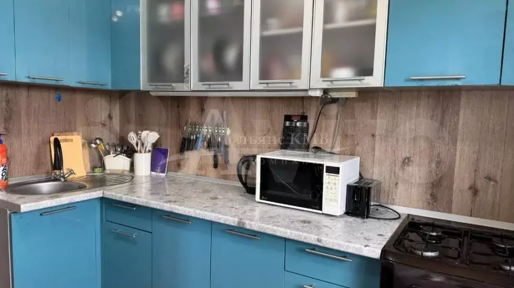 2-к. квартира, 50 м, 9/9 эт. - Фото 0