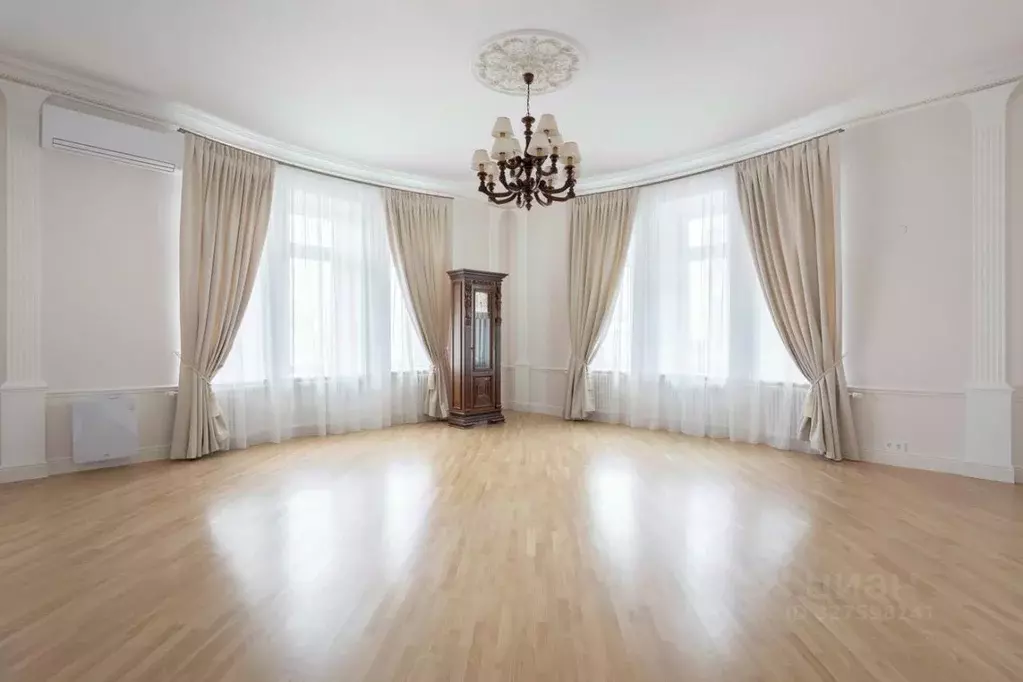 5-к кв. Москва ул. Солянка, 1/2С2 (237.8 м) - Фото 2