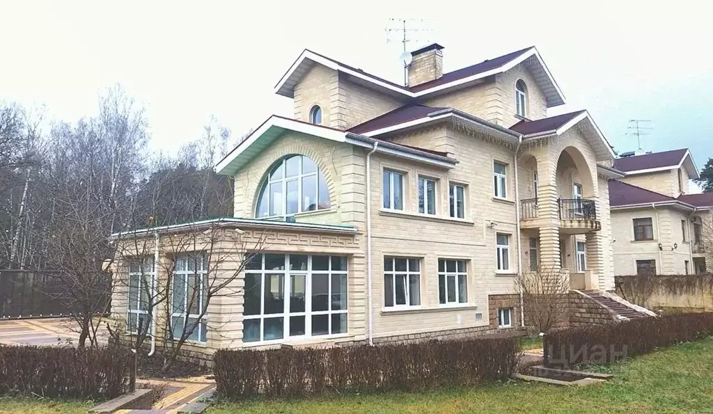 Дом в Московская область, Одинцовский городской округ, с. Успенское, ... - Фото 1