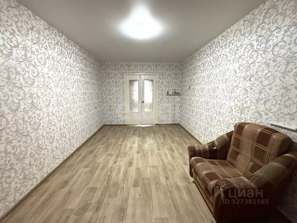 3-к кв. Калмыкия, Элиста 4-й мкр, 33 (66.3 м) - Фото 1