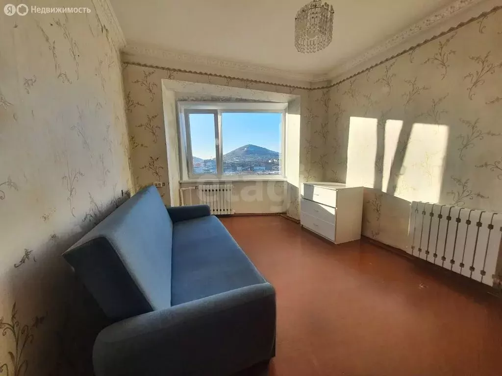 2-комнатная квартира: Петропавловск-Камчатский, улица Виталия Кручины, ... - Фото 2