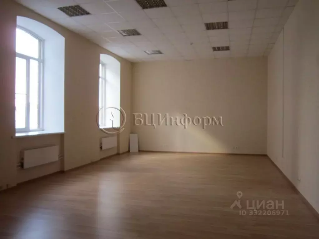 Офис в Санкт-Петербург 5-я Васильевского острова линия, 70 (395 м) - Фото 1