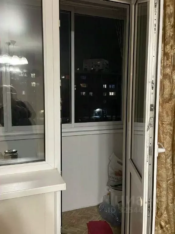 3-к кв. Кемеровская область, Новокузнецк ул. Кирова, 76 (64.5 м) - Фото 2
