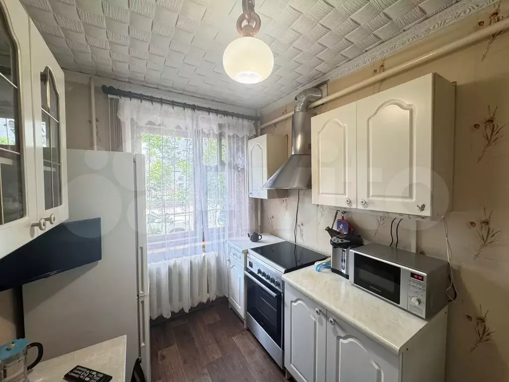 2-к. квартира, 43 м, 1/9 эт. - Фото 0