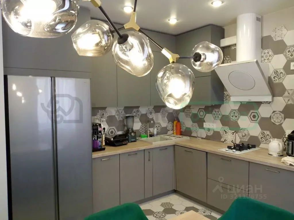 4-к кв. Калининградская область, Калининград ул. Добролюбова, 48 ... - Фото 0